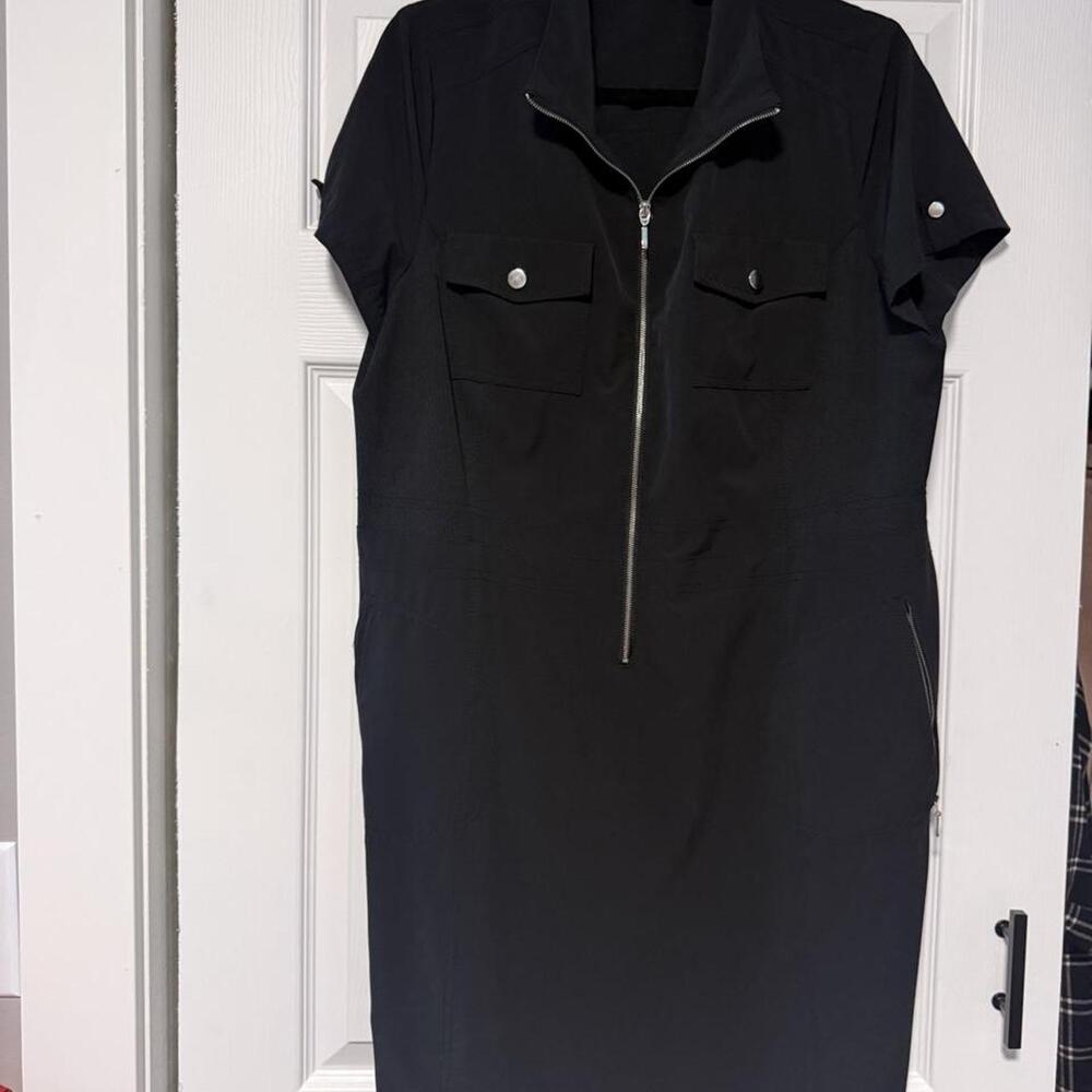 Zenergy black polyester & spandex dress with zipper detail, size 2.5 #workwear #